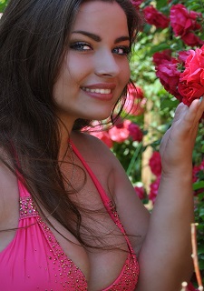 Enchanting Presence: Anna, 34 y.o. from Odesa, Ukraine — VeronikaLove