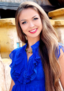 Charming Anna, 40 y.o. from Kharkiv, Ukraine with Light-brown hair — VeronikaLove