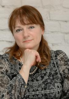 Sparkling Essence: Yutta, 60 y.o. from Dresden, Germany — VeronikaLove