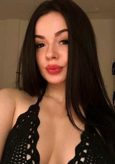Radiant Anna, 37 y.o. from Sumy, Ukraine with Chestnut hair — VeronikaLove