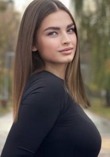 Captivating Elegance: Ekaterina, 25 y.o. from Kherson, Ukraine — VeronikaLove