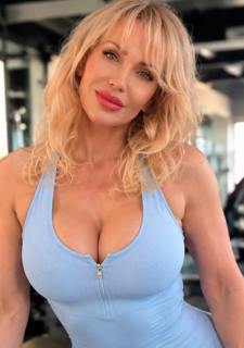 Vivacious Irina, 47 y.o. from Lviv, Ukraine with Blonde hair — VeronikaLove