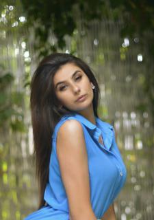 Captivating Aura: Amina, 23 y.o. from Kharkiv, Ukraine — VeronikaLove
