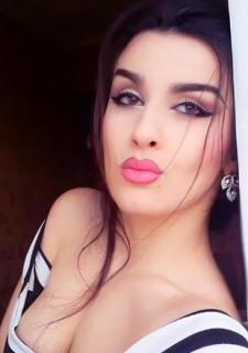Serene Rimma, 40 y.o. from Kherson, Ukraine with Chestnut hair — VeronikaLove