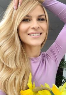 Magnetic Allure: Anna, 36 y.o. from Almaty, Kazakhstan — VeronikaLove