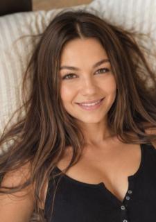 Magnetic Allure: Janna, 43 y.o. from Kharkiv region, Ukraine — VeronikaLove