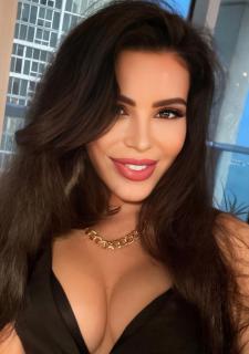Dynamic Ekaterina, 34 y.o. from Los Angeles, United States with Brown hair — VeronikaLove