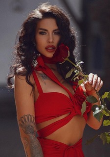 Captivating Gaze: Ekaterina, 32 y.o. from Kyiv, Ukraine — VeronikaLove