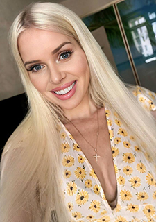 Timeless Grace: Anna, 42 y.o. from Odesa, Ukraine — VeronikaLove
