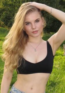 Whimsical Victoriia, 22 y.o. from , Ukraine with Light-brown hair — VeronikaLove