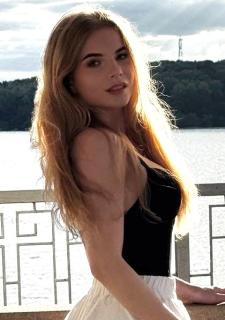 Whimsical Victoriia, 22 y.o. from , Ukraine with Light-brown hair — VeronikaLove