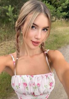 Lovely Olga, 27 y.o. from Chernihiv, Ukraine with Blonde hair — VeronikaLove