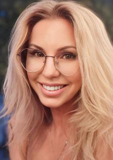 Mystical Presence: Elena, 55 y.o. from Odesa, Ukraine — VeronikaLove