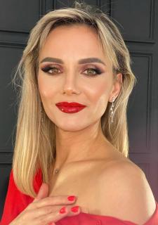 Enigmatic Beauty: Anna, 40 y.o. from Odesa, Ukraine — VeronikaLove