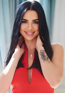 Ethereal Elegance: Karina, 31 y.o. from Kyiv, Ukraine — VeronikaLove