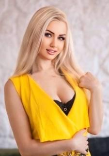 Glamorous Presence: Anna, 44 y.o. from Mykolaiv, Ukraine — VeronikaLove