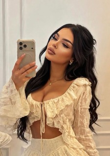 Magnetic Allure: Aleksandra, 32 y.o. from Krakow, Poland — VeronikaLove