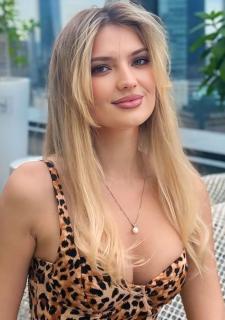 Ethereal Angelina, 27 y.o. from Kyiv, Ukraine with Blonde hair — VeronikaLove