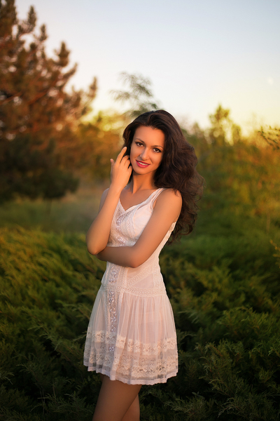 Alluring Elizaveta, 40 y.o. from Kherson, Ukraine with Brown hair — VeronikaLove