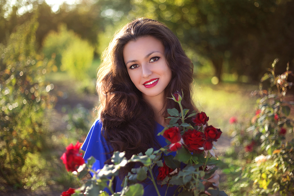 Alluring Elizaveta, 40 y.o. from Kherson, Ukraine with Brown hair — VeronikaLove