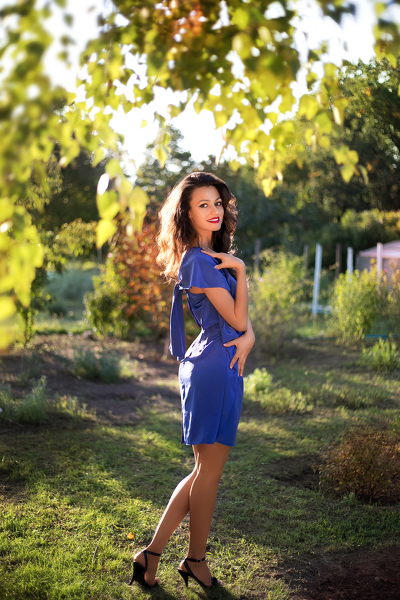 Alluring Elizaveta, 40 y.o. from Kherson, Ukraine with Brown hair — VeronikaLove