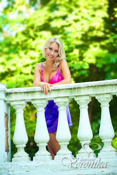 Enthralling Gaze: Tatiana, 35 y.o. from Odesa, Ukraine — VeronikaLove