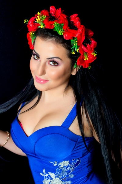 Radiant Charm: Djamilya, 35 y.o. from Paris, France — VeronikaLove