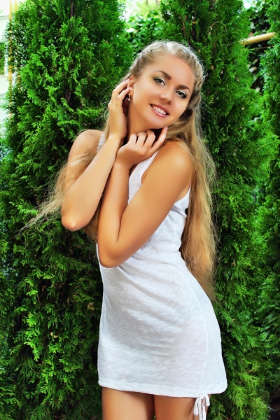 Glamorous Presence: Anastasia, 33 y.o. from Odesa, Ukraine — VeronikaLove