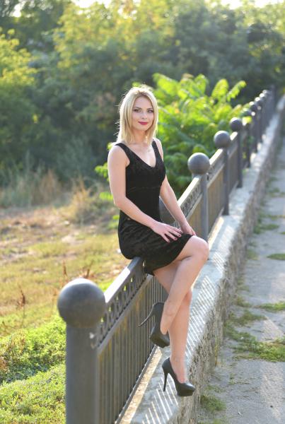 Captivating Aura: Alina, 33 y.o. from Mykolaiv, Ukraine — VeronikaLove