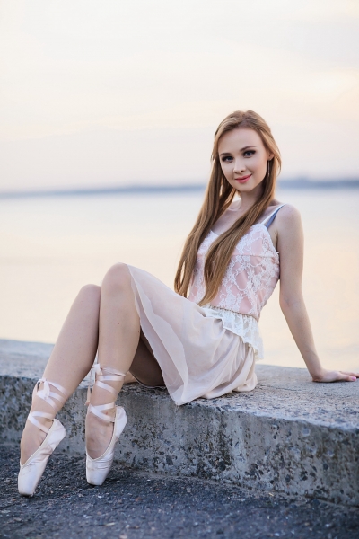 Serene Marina, 36 y.o. from Mykolaiv, Ukraine with Golden hair — VeronikaLove