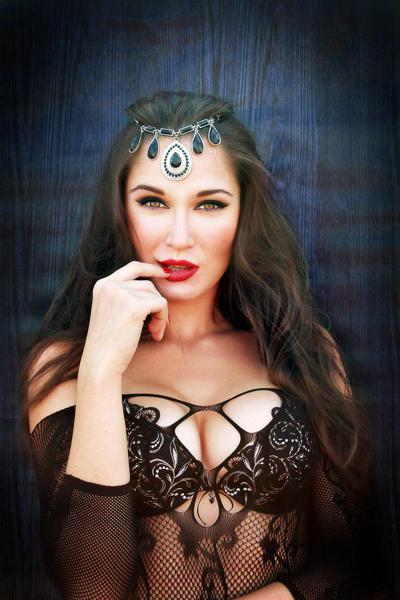 Ethereal Beauty: Victoria, 34 y.o. from Mykolaiv, Ukraine — VeronikaLove