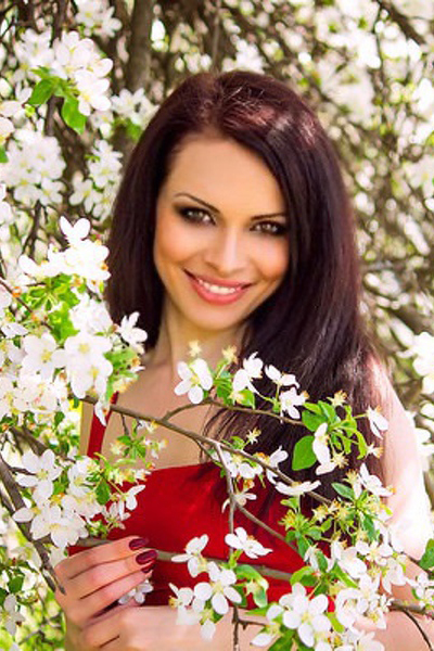 Enchanting Lilia, 44 y.o. from Bila Tserkva, Ukraine with Brown hair — VeronikaLove