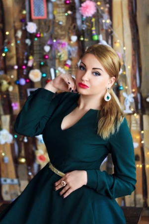 Elegant Enchantment: Elena, 31 y.o. from Mykolaiv, Ukraine — VeronikaLove