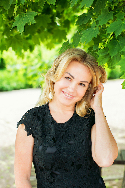 Enigmatic Allure: Anna, 44 y.o. from Kyiv region, Ukraine — VeronikaLove