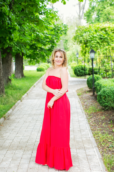 Enigmatic Allure: Anna, 44 y.o. from Kyiv region, Ukraine — VeronikaLove