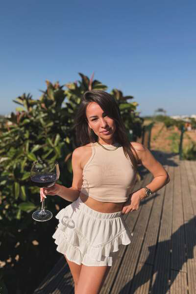 Angelic Grace: Julia, 29 y.o. from Alicante, Spain — VeronikaLove