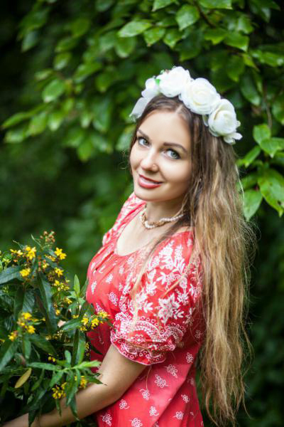 Ethereal Beauty: Sofia, 38 y.o. from Kyiv region, Ukraine — VeronikaLove