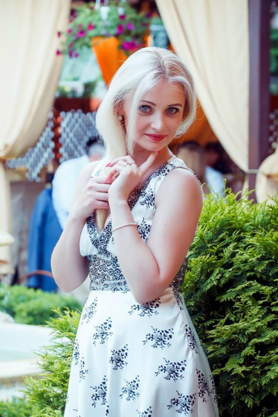 Enthralling Mystery: Olga, 48 y.o. from Dnipro, Ukraine — VeronikaLove