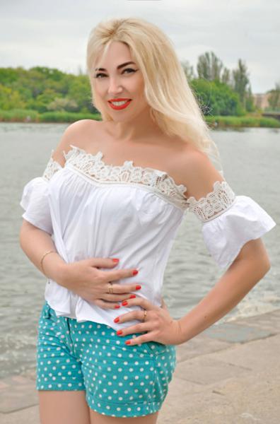 Mystical Presence: Maria, 42 y.o. from Mykolaiv, Ukraine — VeronikaLove