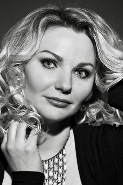 Graceful Radiance: Lidia, 42 y.o. from Dnipro, Ukraine — VeronikaLove