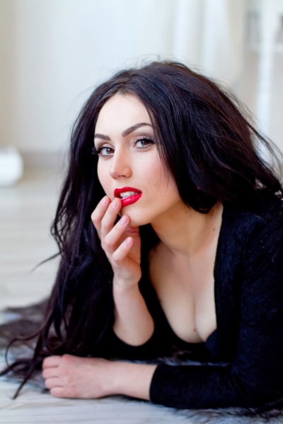 Vibrant Anna, 35 y.o. from Mykolaiv, Ukraine with Brown hair — VeronikaLove