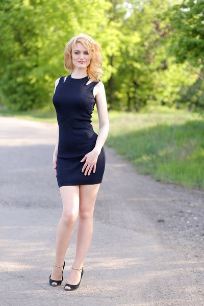 Enchanting Presence: Elena, 45 y.o. from Kharkiv, Ukraine — VeronikaLove