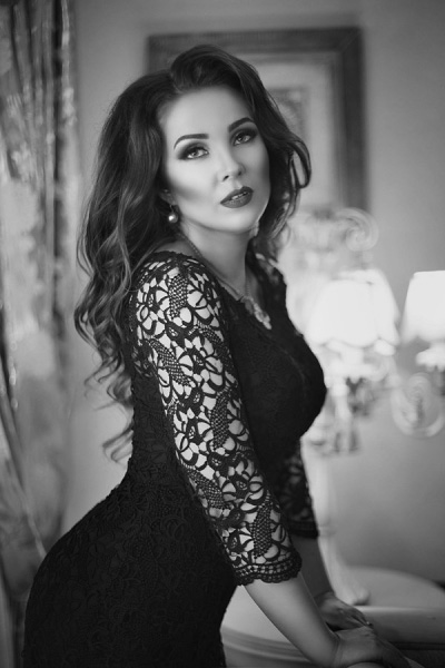 Dynamic Julia, 37 y.o. from Vinnytsia, Ukraine with Light-brown hair — VeronikaLove