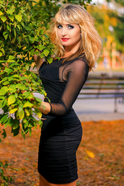 Dazzling Charm: Victoria, 51 y.o. from Mykolaiv, Ukraine — VeronikaLove