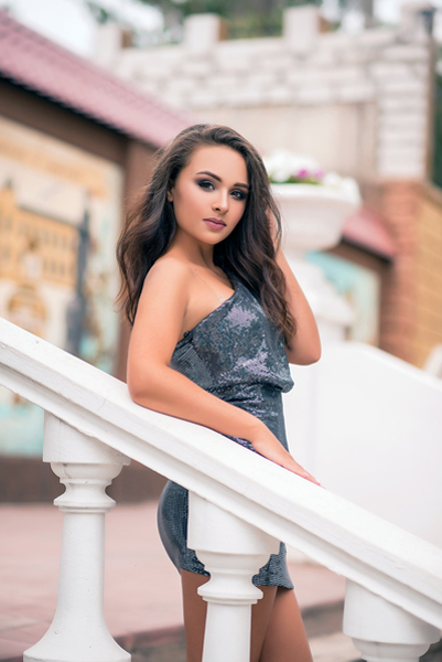 Enigmatic Charm: Elina, 27 y.o. from Mykolaiv, Ukraine — VeronikaLove