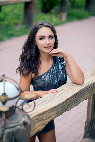 Enigmatic Charm: Elina, 27 y.o. from Mykolaiv, Ukraine — VeronikaLove