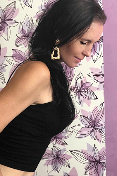 Radiant Elena, 50 y.o. from Kyiv, Ukraine with Black hair — VeronikaLove