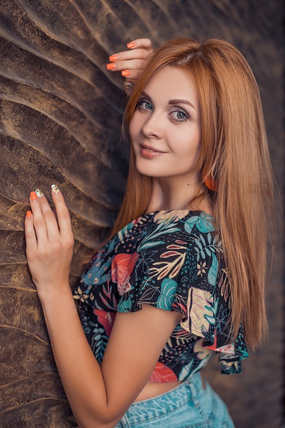 Enigmatic Allure: Yulia, 32 y.o. from Mykolaiv, Ukraine — VeronikaLove