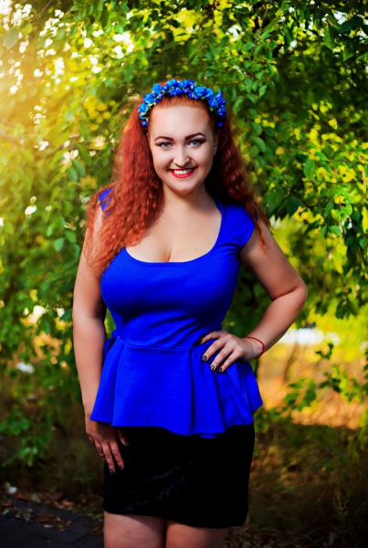 Radiant Allure: Julia, 32 y.o. from Zaporizhzhia, Ukraine — VeronikaLove