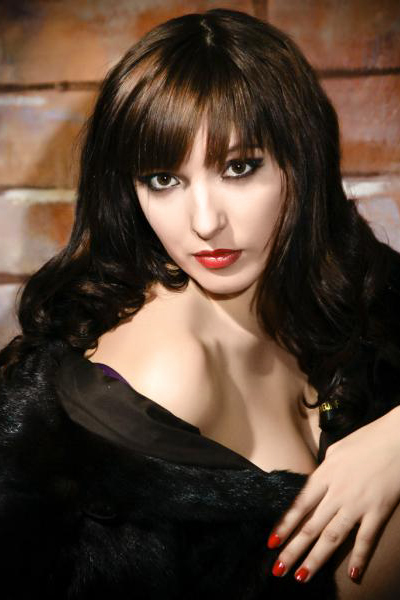 Charming Alina, 32 y.o. from Dnipro, Ukraine with Brown hair — VeronikaLove